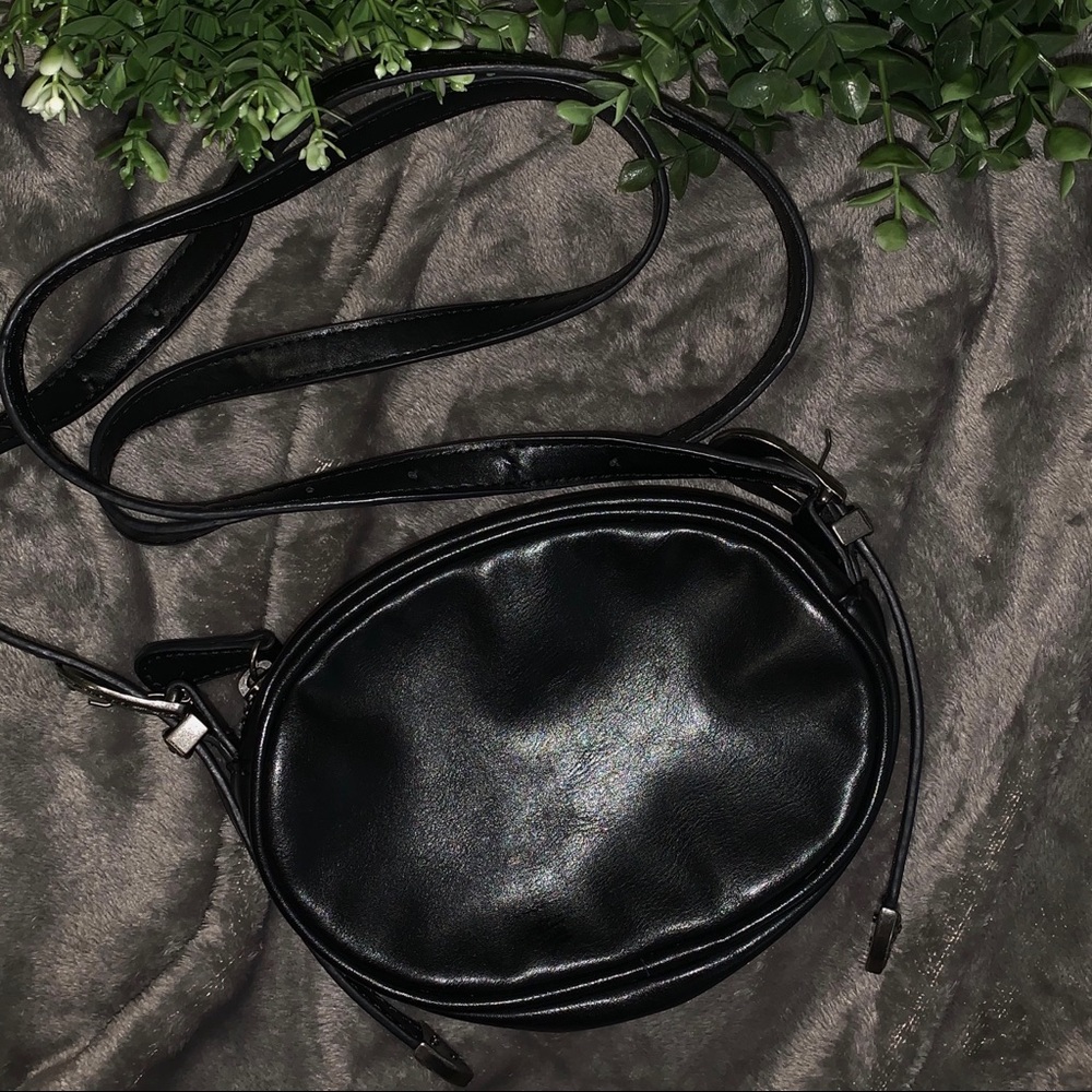 Urban outfitters Crossbody bag